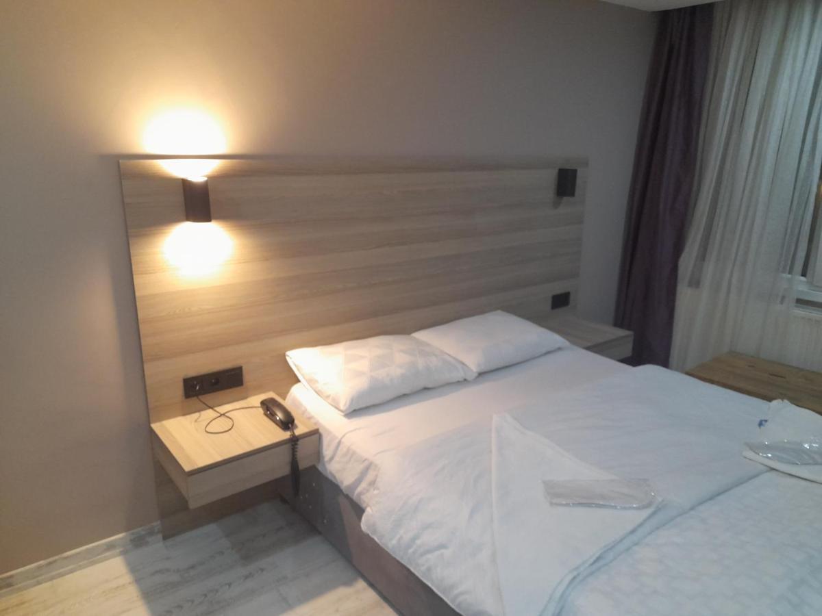 Moon Suit Hotel — Photos 2